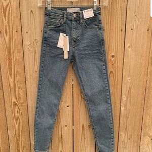 NWT Topshop Jamie Skinny High Rise Raw Hem Jeans P